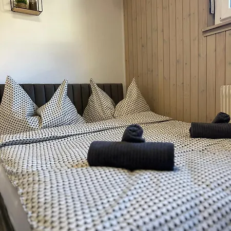 Capobnb Und Alpenpanorama Im Wallis, Wandern * Κρανς Μοντάνα